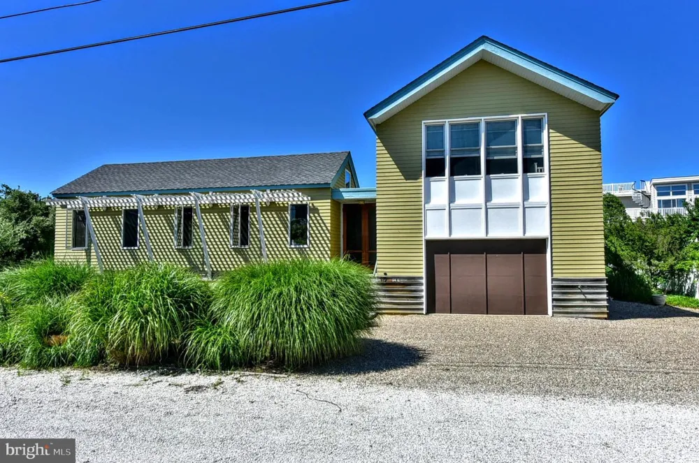 54 LONG BEACH BOULEVARD Long Beach Township, NJ 08008