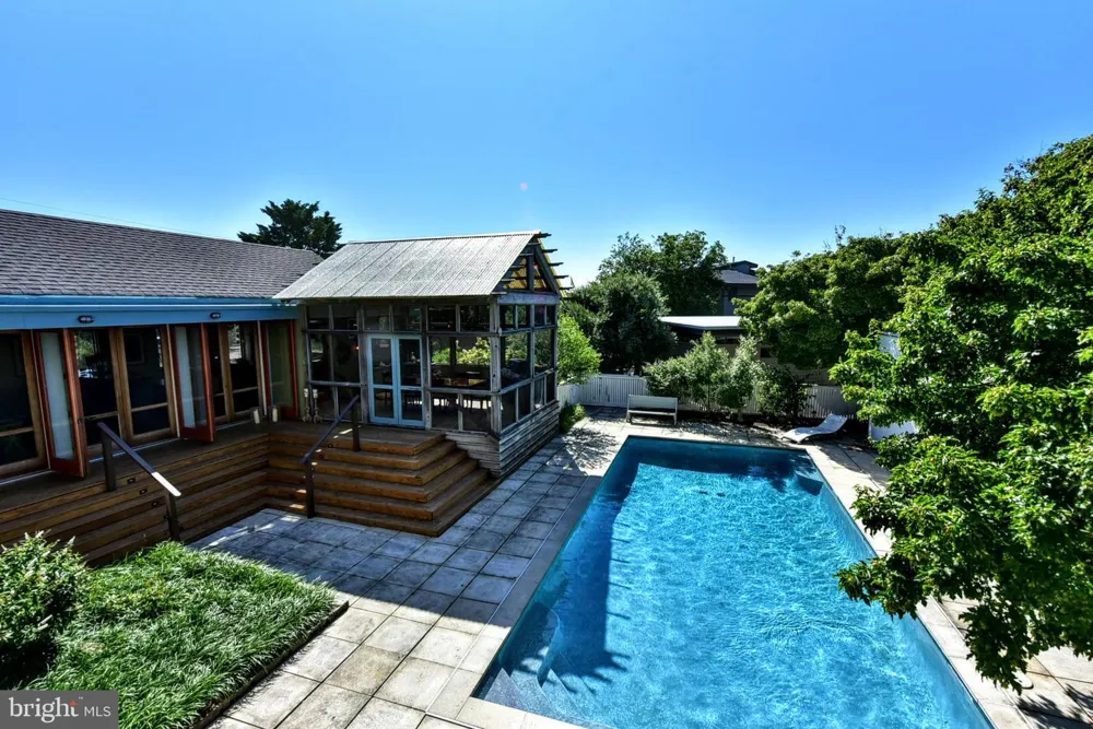 54 LONG BEACH BOULEVARD Long Beach Township, NJ 08008