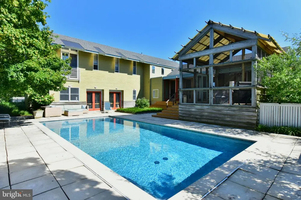 54 LONG BEACH BOULEVARD Long Beach Township, NJ 08008