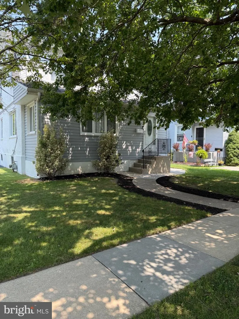 107 URBAN AVENUE Norwood, PA 19074