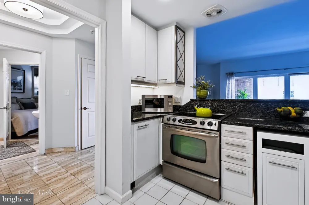 3801 CANTERBURY ROAD #915 Baltimore, MD 21218