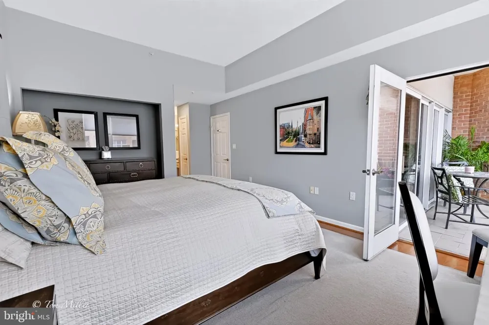 3801 CANTERBURY ROAD #915 Baltimore, MD 21218