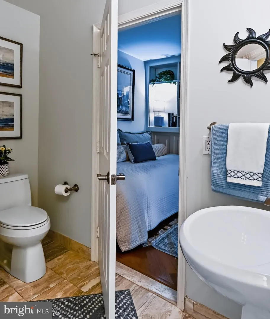3801 CANTERBURY ROAD #915 Baltimore, MD 21218