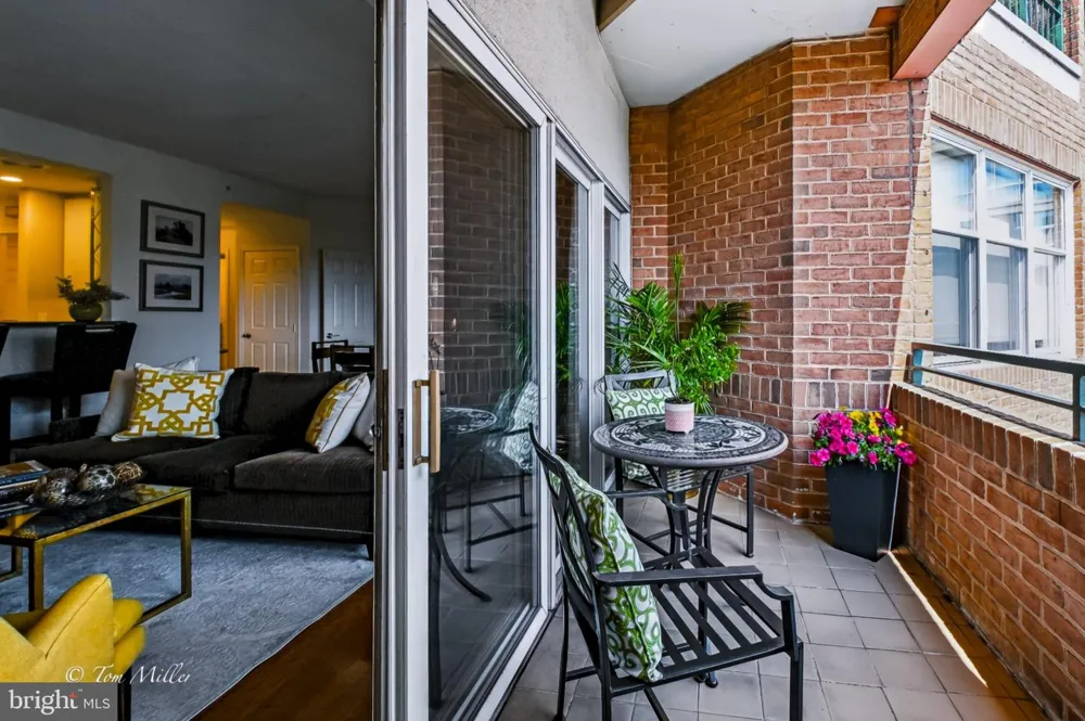3801 CANTERBURY ROAD #915 Baltimore, MD 21218