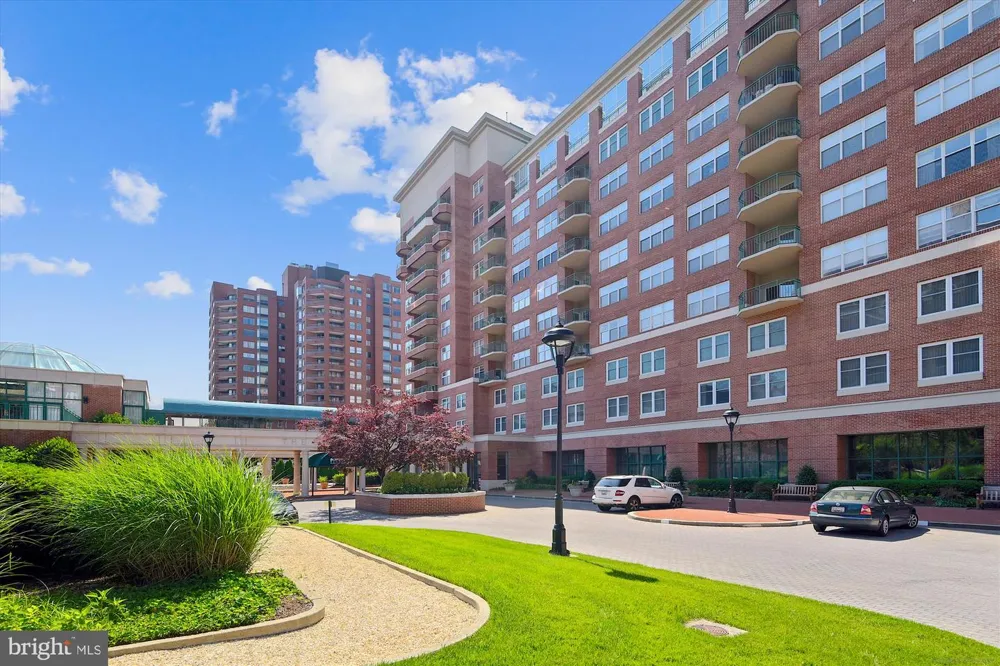 3801 CANTERBURY ROAD #915 Baltimore, MD 21218