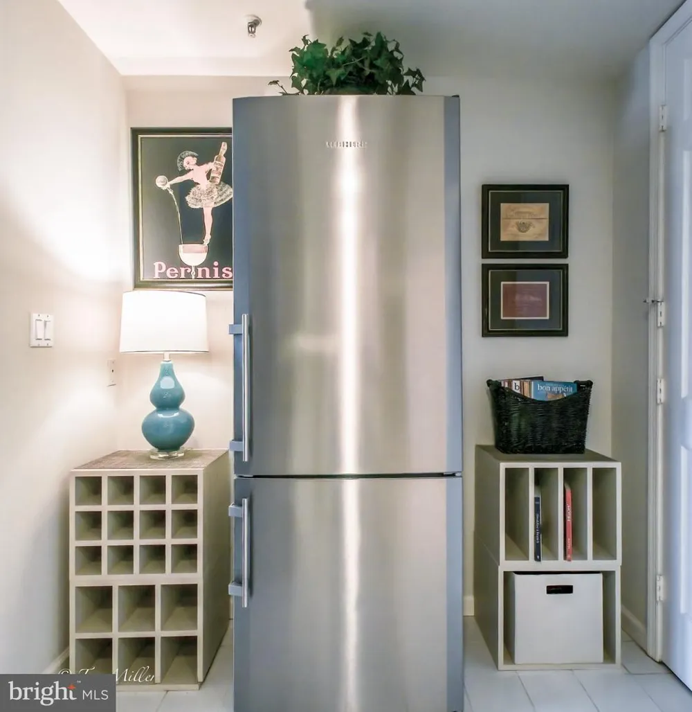 3801 CANTERBURY ROAD #915 Baltimore, MD 21218
