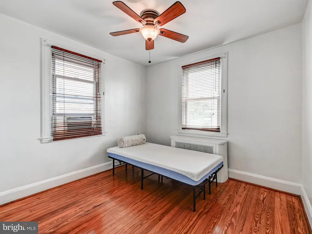 819 W 33RD STREET Baltimore, MD 21211
