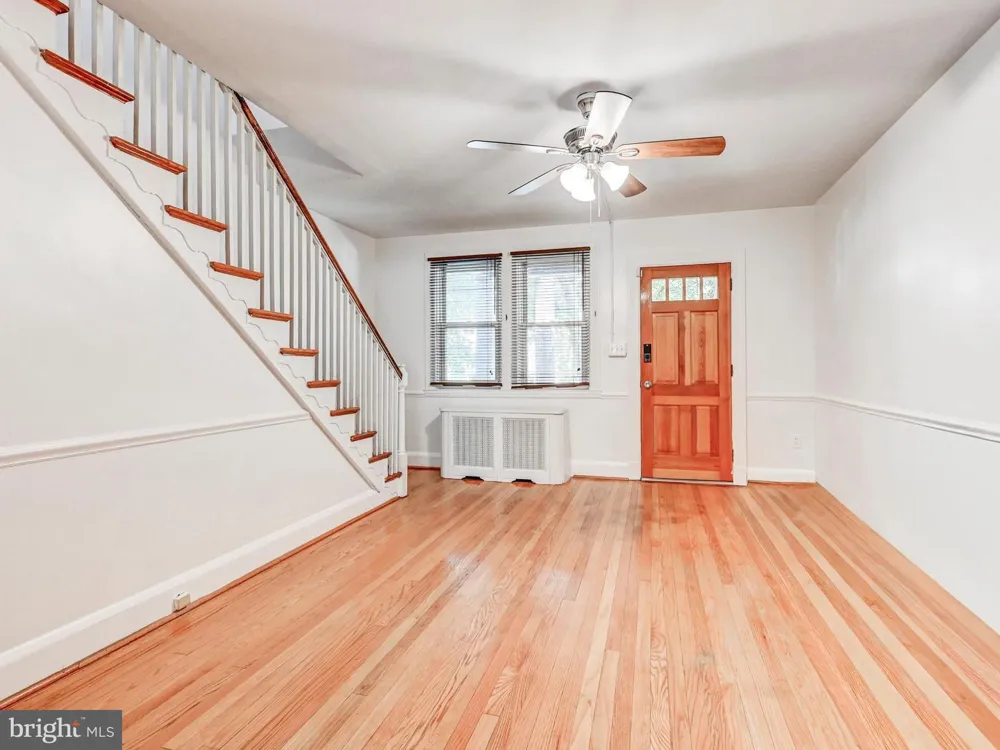 819 W 33RD STREET Baltimore, MD 21211