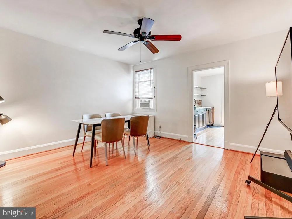 819 W 33RD STREET Baltimore, MD 21211