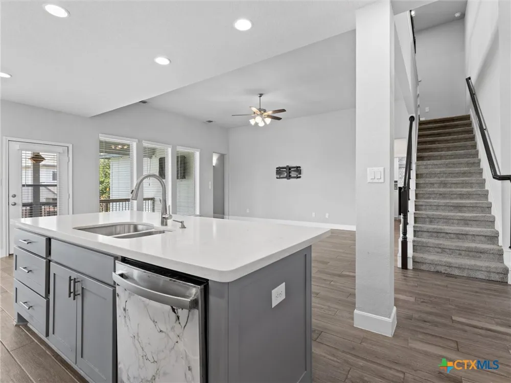 6501 Crockett Cove Schertz, TX 78108