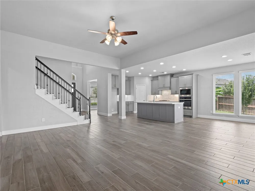 6501 Crockett Cove Schertz, TX 78108