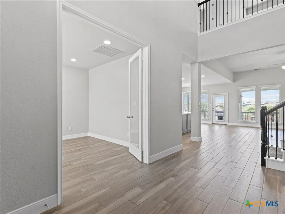 6501 Crockett Cove Schertz, TX 78108