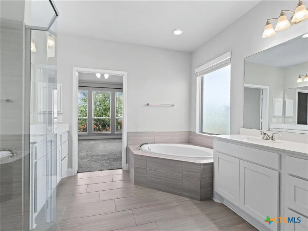 6501 Crockett Cove Schertz, TX 78108
