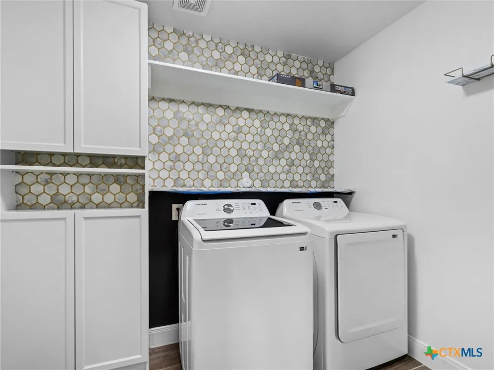 6501 Crockett Cove Schertz, TX 78108