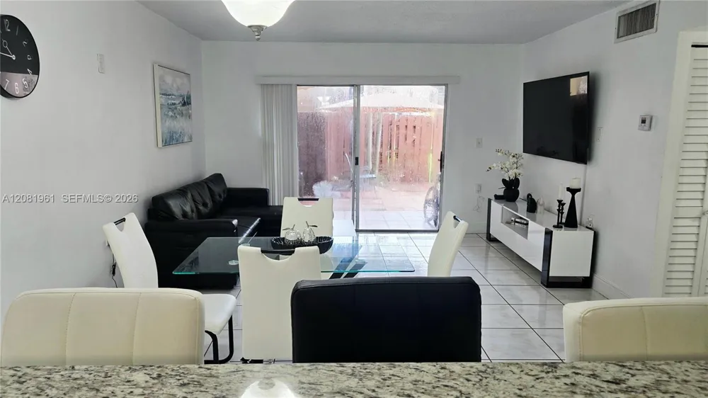 11259 SW 88th St #104H Miami, FL 33176
