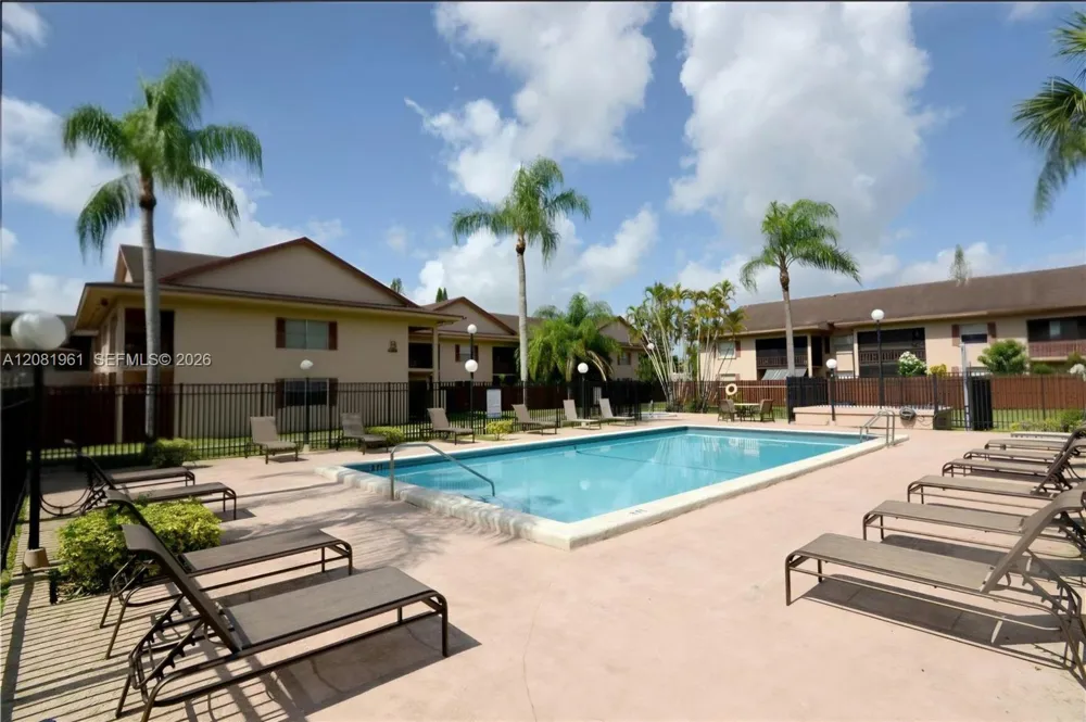 11259 SW 88th St #104H Miami, FL 33176