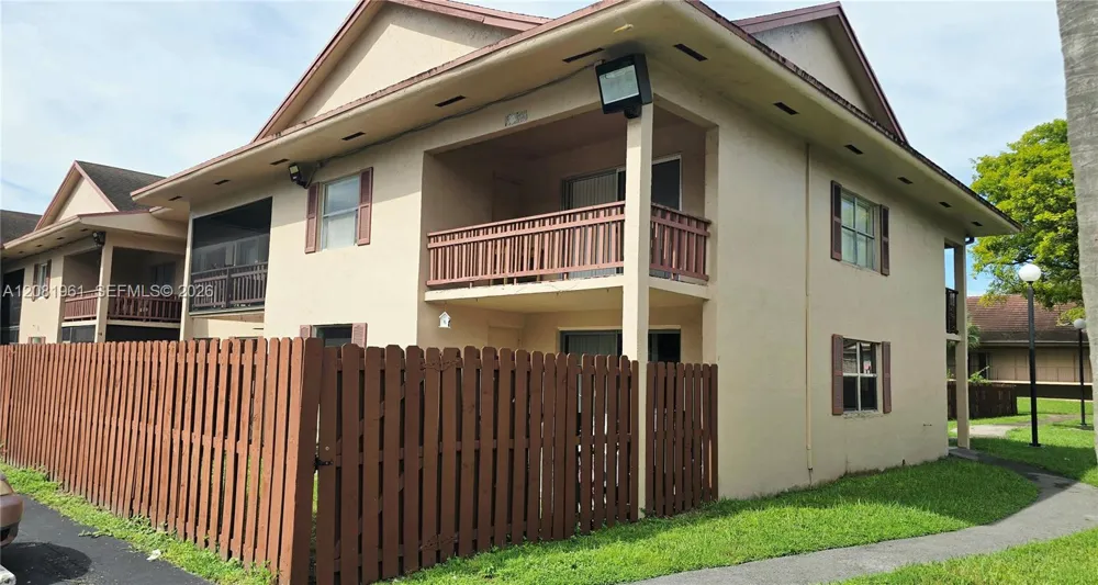 11259 SW 88th St #104H Miami, FL 33176