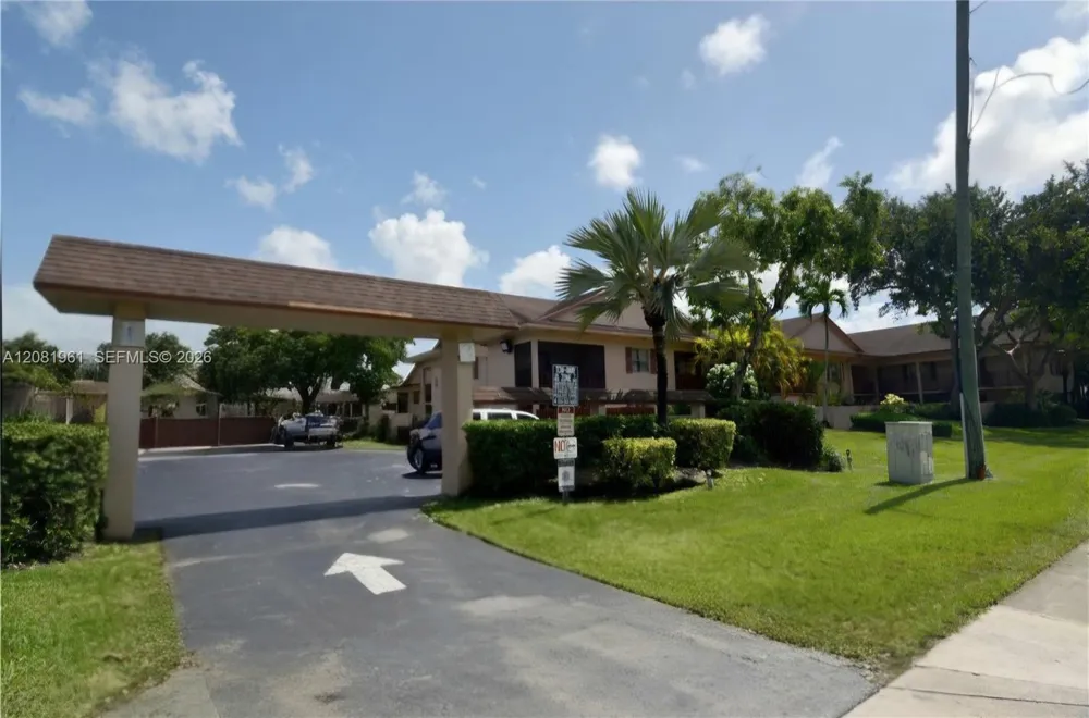 11259 SW 88th St #104H Miami, FL 33176