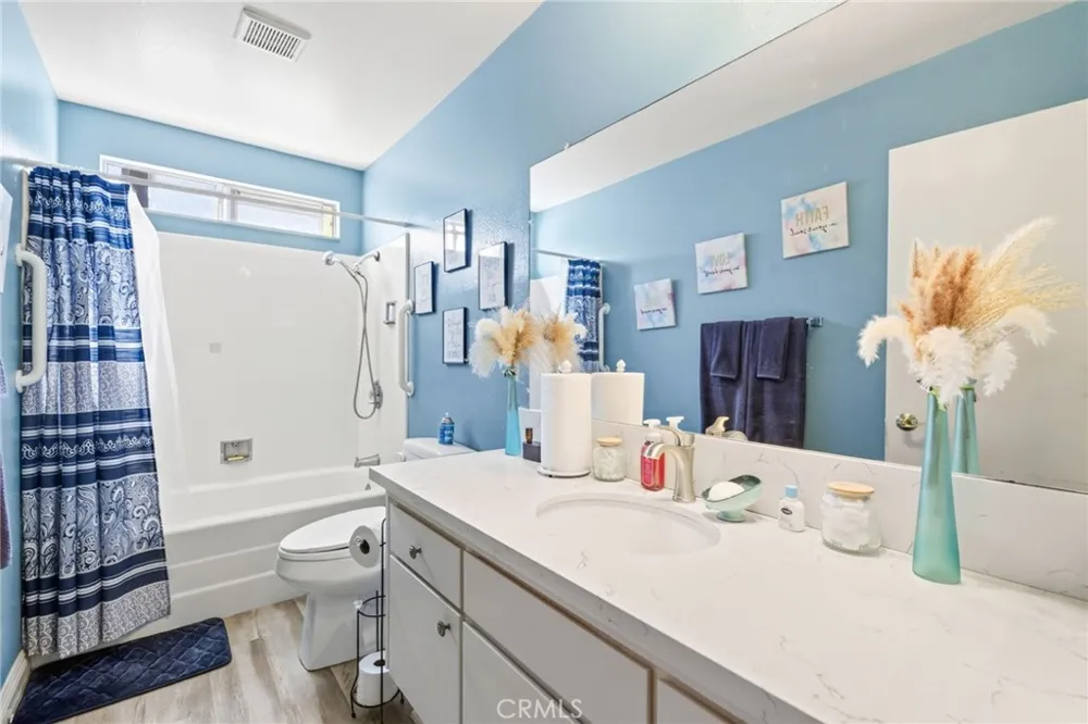 25815 Roanoke Menifee, CA 92586