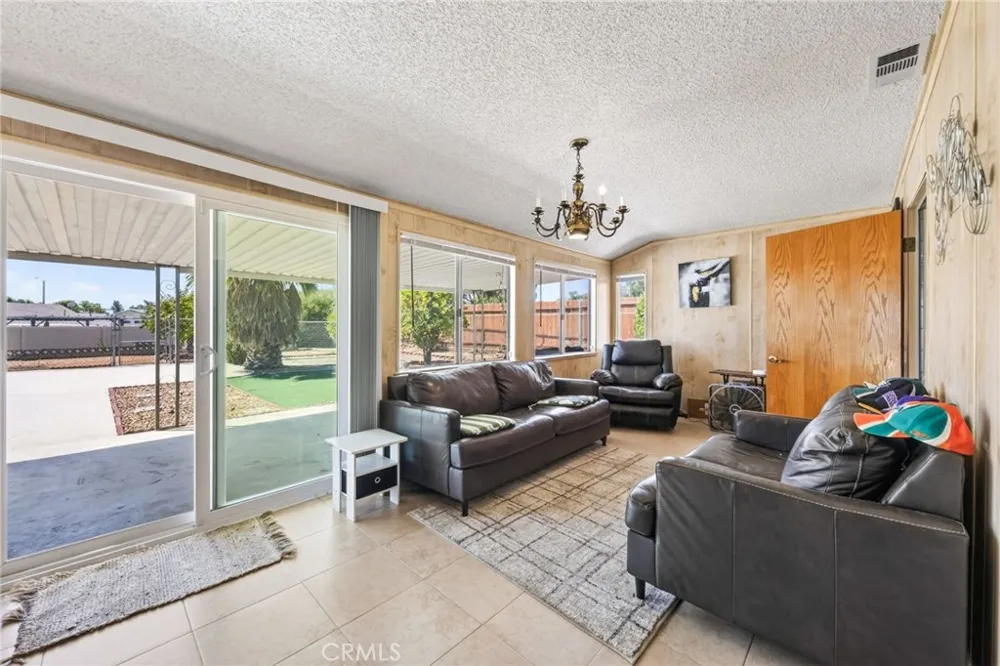 25815 Roanoke Menifee, CA 92586