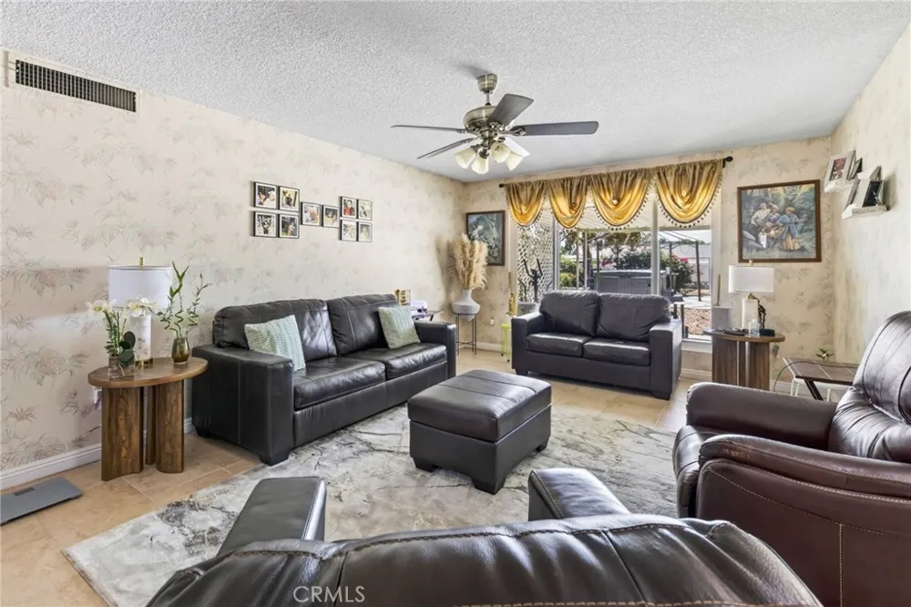 25815 Roanoke Menifee, CA 92586