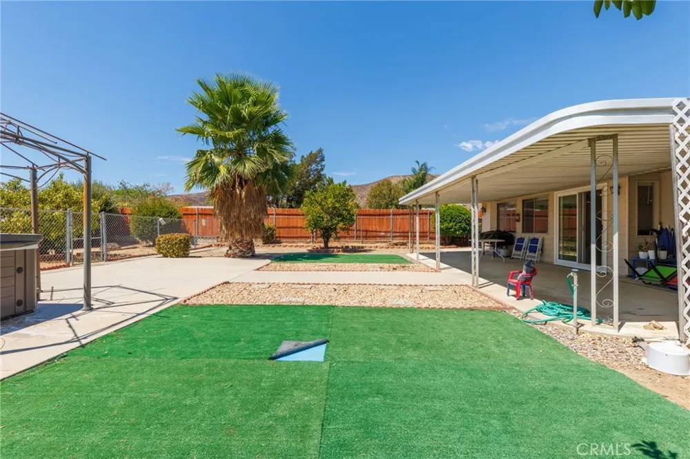 25815 Roanoke Menifee, CA 92586