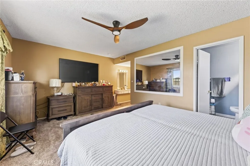 25815 Roanoke Menifee, CA 92586