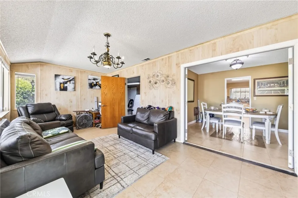 25815 Roanoke Menifee, CA 92586