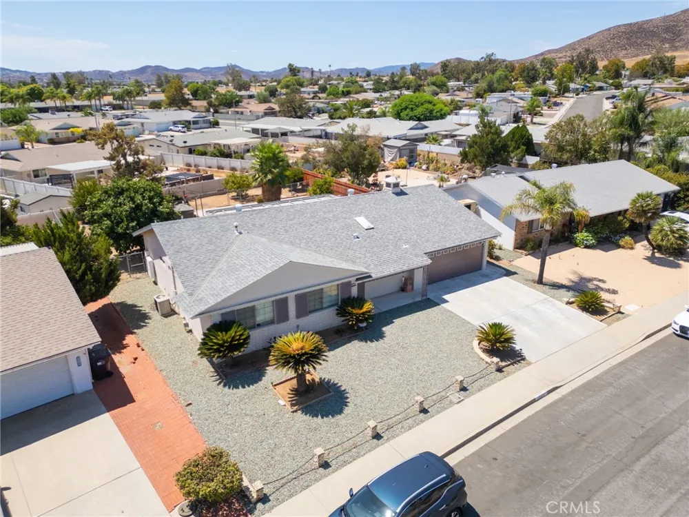 25815 Roanoke Menifee, CA 92586