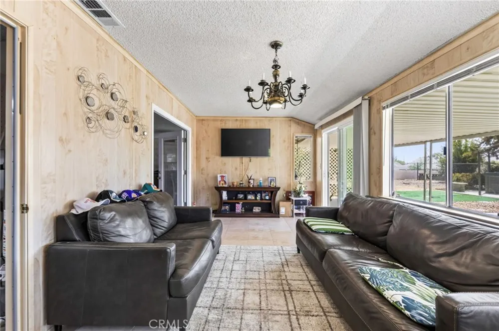 25815 Roanoke Menifee, CA 92586