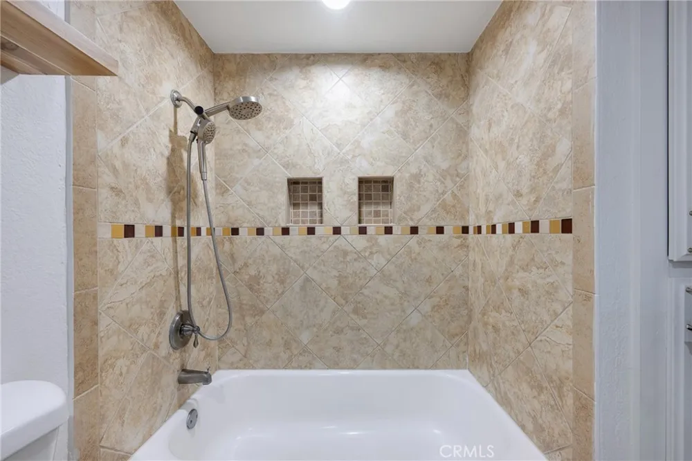 417 W 4th Street #A Long Beach, CA 90802