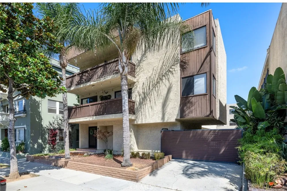 417 W 4th Street #A Long Beach, CA 90802