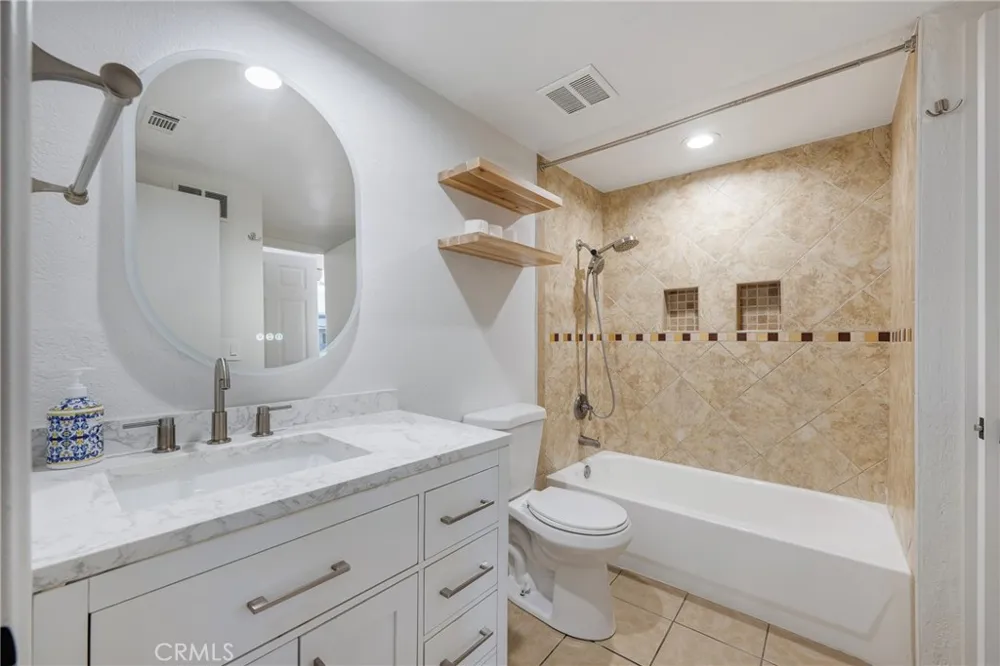 417 W 4th Street #A Long Beach, CA 90802