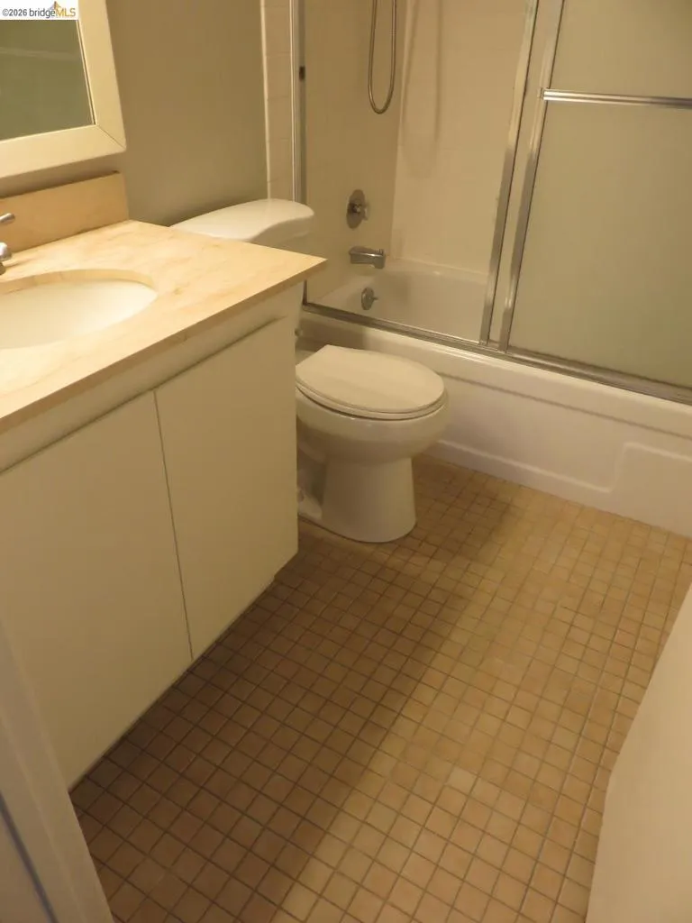 551 Jean St #410 Oakland, CA 94610