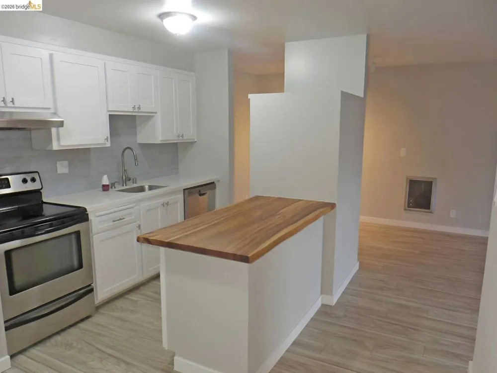 551 Jean St #410 Oakland, CA 94610