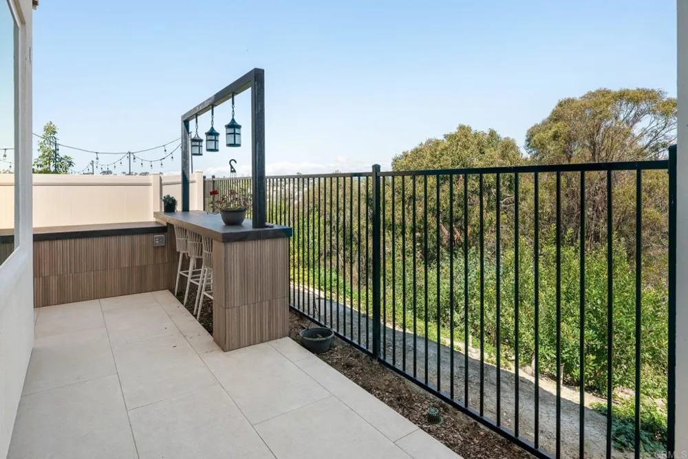 1390 Blue Port Way Oceanside, CA 92054