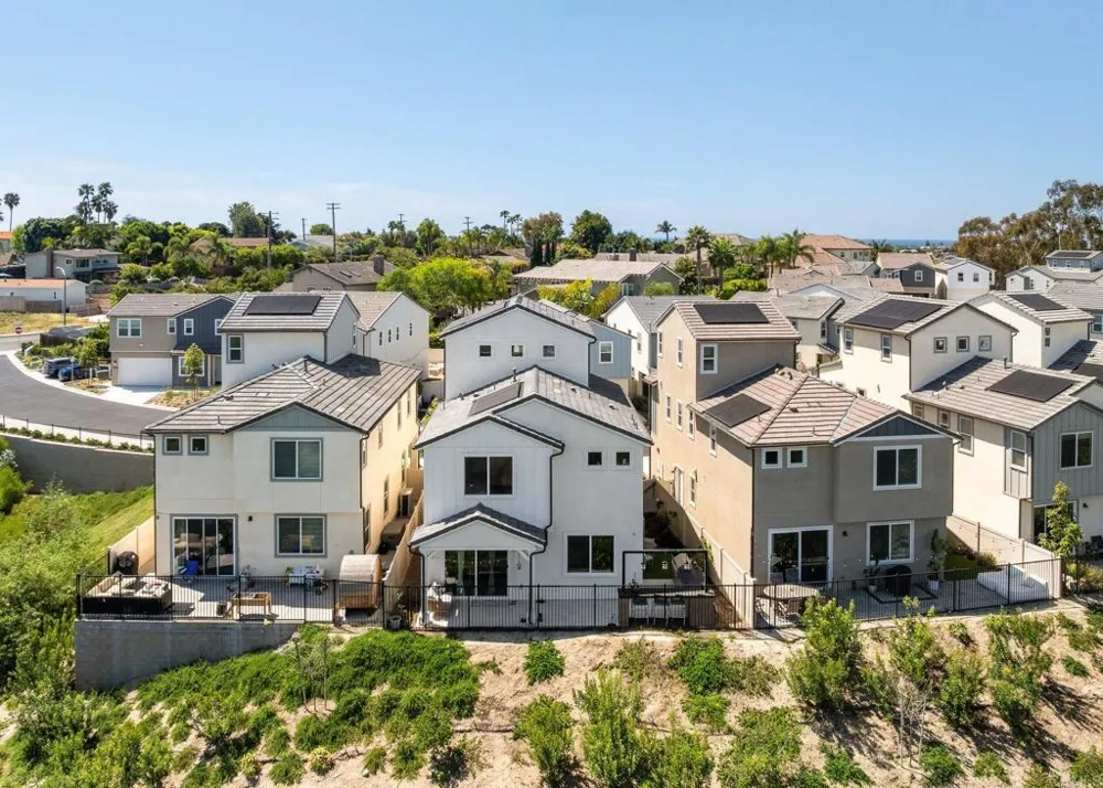 1390 Blue Port Way Oceanside, CA 92054