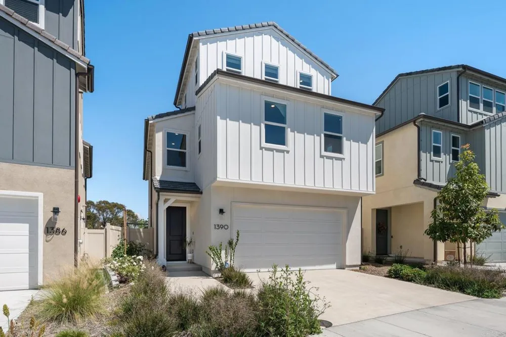 1390 Blue Port Way Oceanside, CA 92054