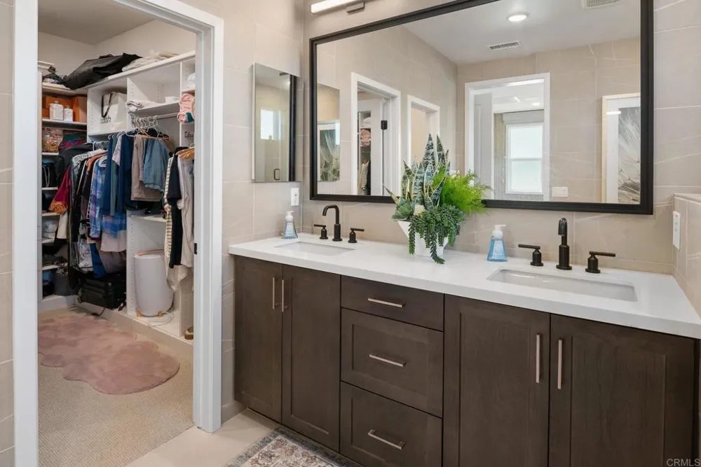 1390 Blue Port Way Oceanside, CA 92054