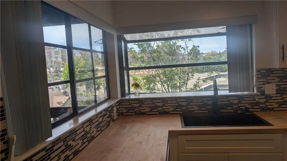 8860 Villa La Jolla La Jolla, CA 92037