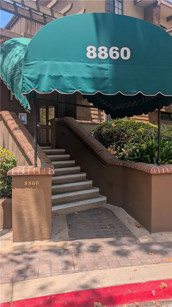 8860 Villa La Jolla La Jolla, CA 92037