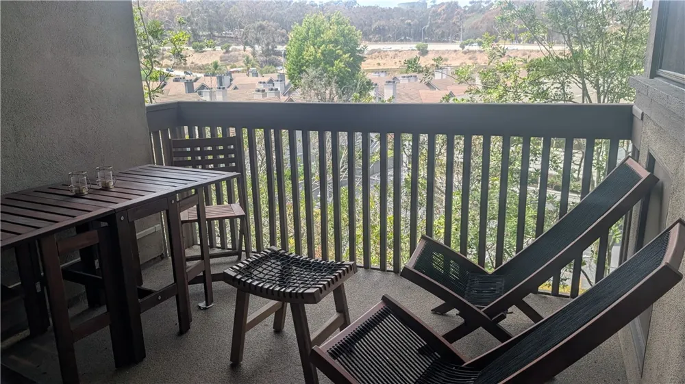 8860 Villa La Jolla La Jolla, CA 92037