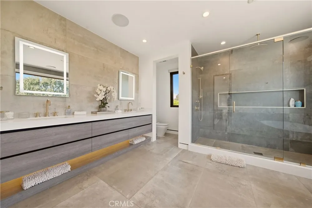23262 Gonzales Drive Woodland Hills, CA 91367