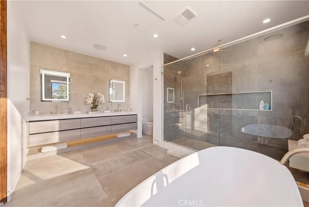 23262 Gonzales Drive Woodland Hills, CA 91367