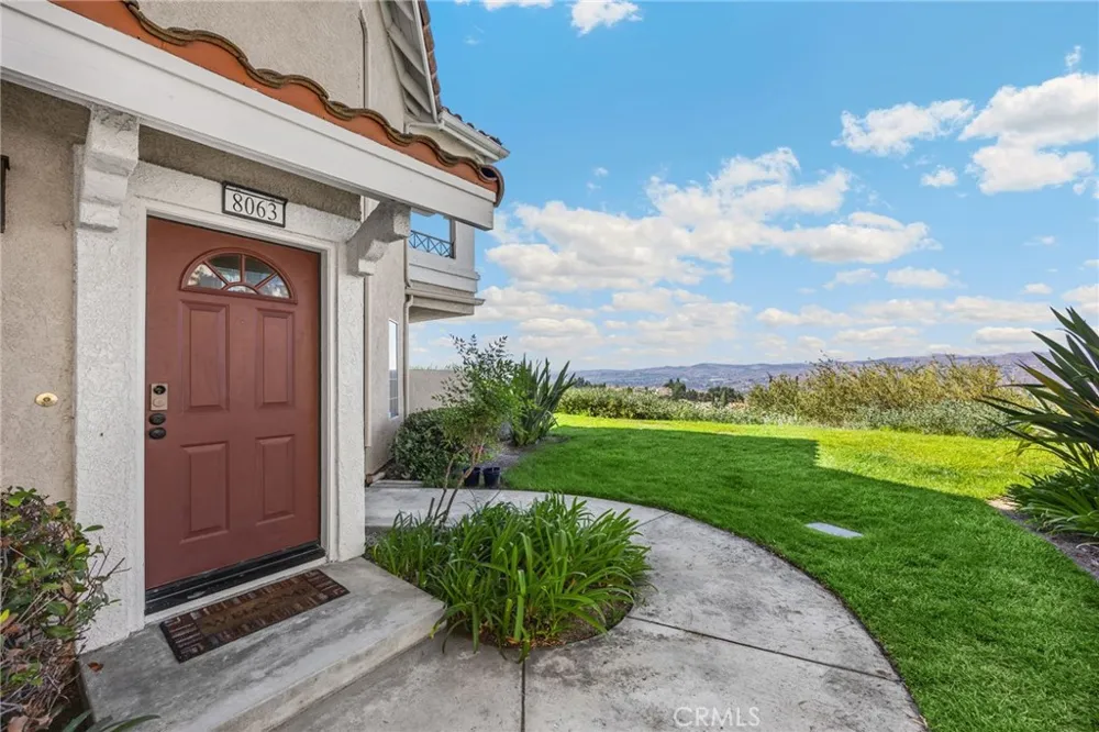 8063 E Sandstone Drive Anaheim Hills, CA 92808
