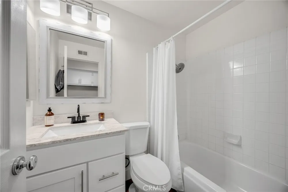 8063 E Sandstone Drive Anaheim Hills, CA 92808