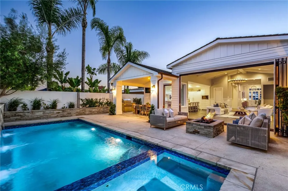 712 K Thanga Corona del Mar, CA 92625