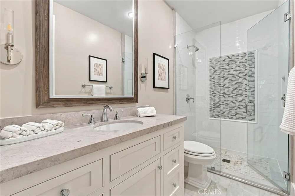 712 K Thanga Corona del Mar, CA 92625