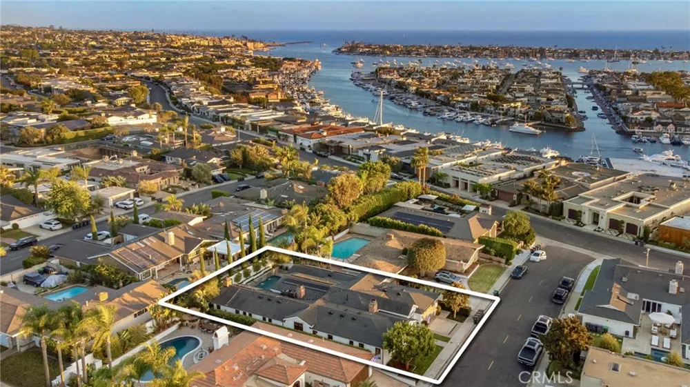 712 K Thanga Corona del Mar, CA 92625