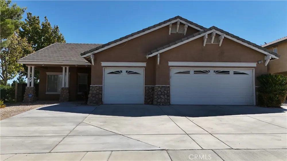 12891 Pueblo Victorville, CA 92392
